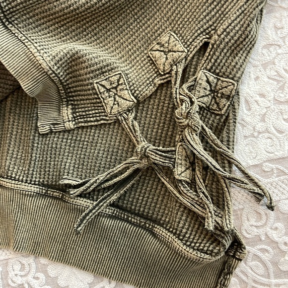 Free people thermal top - Picture 4 of 7